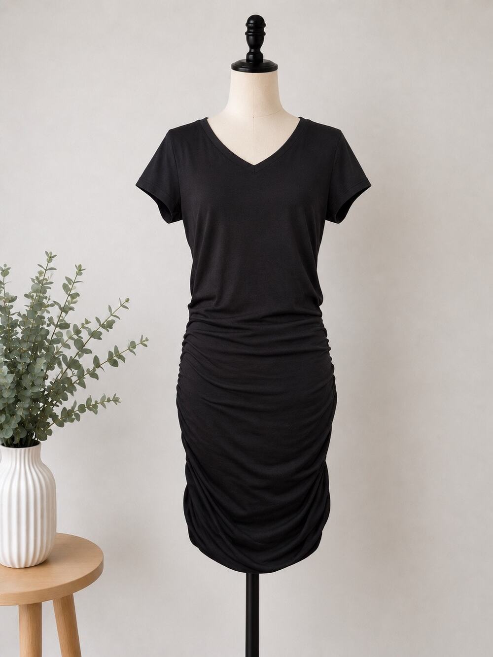 Athleta Women’s Topanga Ruched T-Shirt Dress Black Small